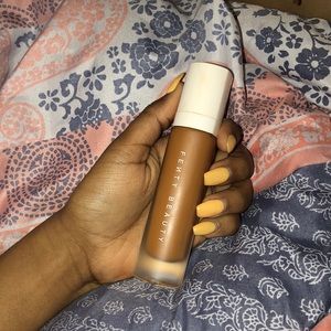 Fenty Foundation 400